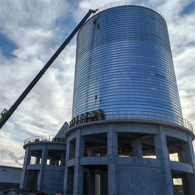 Silo de aciaio a spirałe